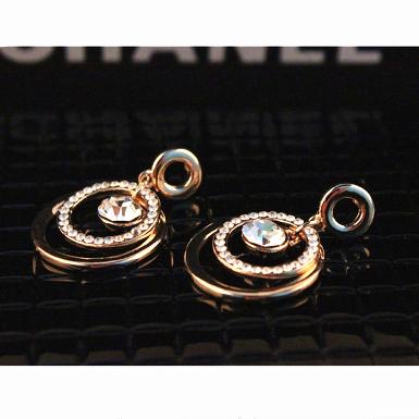 ต่างหูสไตล์เกาหลี รูปทรงห่วงกลม 2 ชั้นสีทอง ด้านในประดับคริสตัลRhinestone สีขาว WDJ0067 
