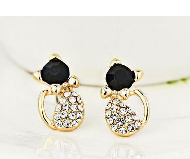 ต่างหูเกาหลี รูปแมวเหมียวน่ารัก ประดับคริสตัล Rhinestone หัวสีดำ ตัวสีขาว ประกายระยิบระยับ WDJ0066