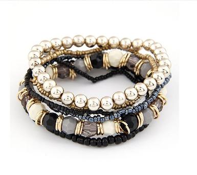 สร้อยข้อมือแฟชั่น Bohemian ร้อยลูกปัดสีดำเป็นชั้นๆหลากหลายสไตล์ WDJ0059 