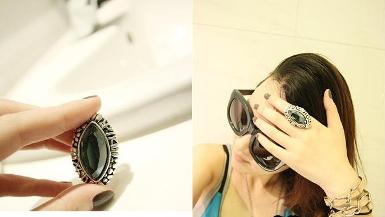 แหวนประดับ Gem Stone ทรงรี ดูโดดเด่น สไตล์เรโทร ฉลุลายเป็นขอบด้านนอก WDJ0150