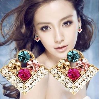 ต่างหูคริสตัล ทรงสี่เหลี่ยมจตุรัสแวววับ EBJ014